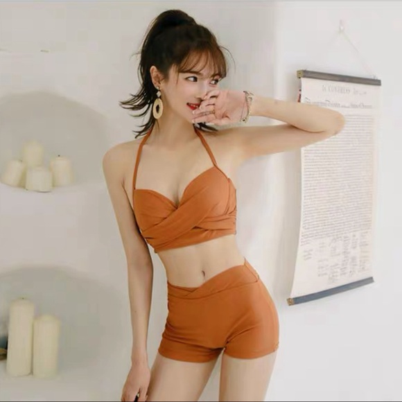 Three-piece swimsuit, cover-up - Picture 3 of 5